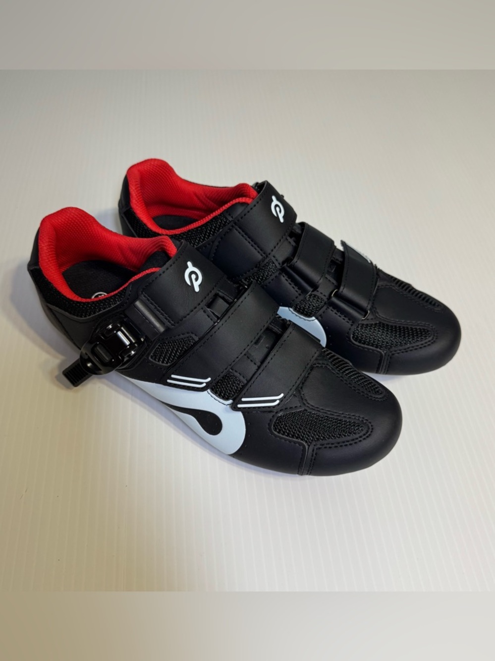 New Peloton Cycling Shoes Black Red Size 41 US Men 8 Women 10 Bike No Cleats